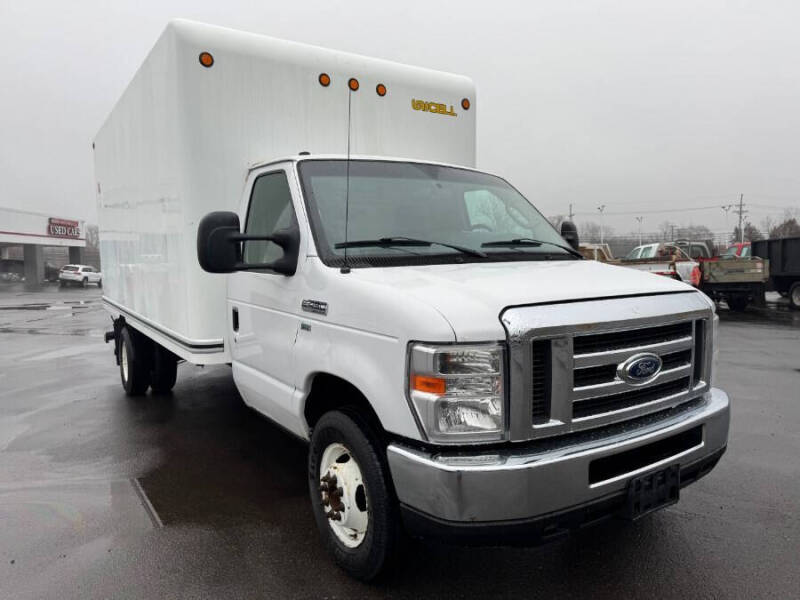 2018 Ford E-Series E-450 SD