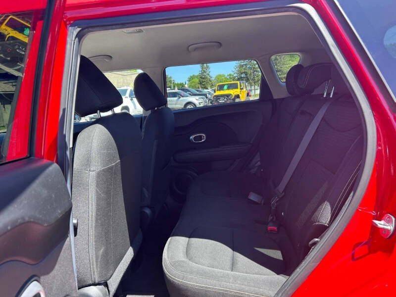 2015 Kia Soul +