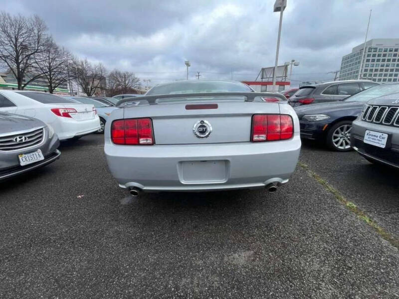2007 Ford Mustang GT Deluxe