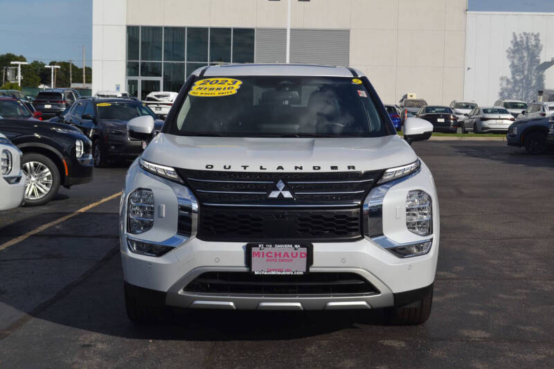 2023 Mitsubishi Outlander PHEV SE