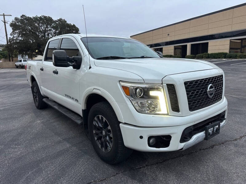 2018 Nissan Titan SV