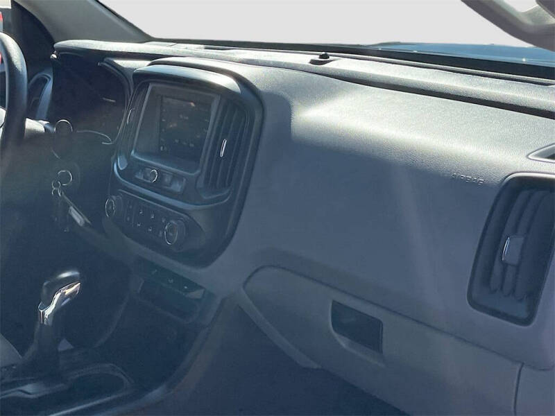 2022 GMC Canyon Elevation Standard