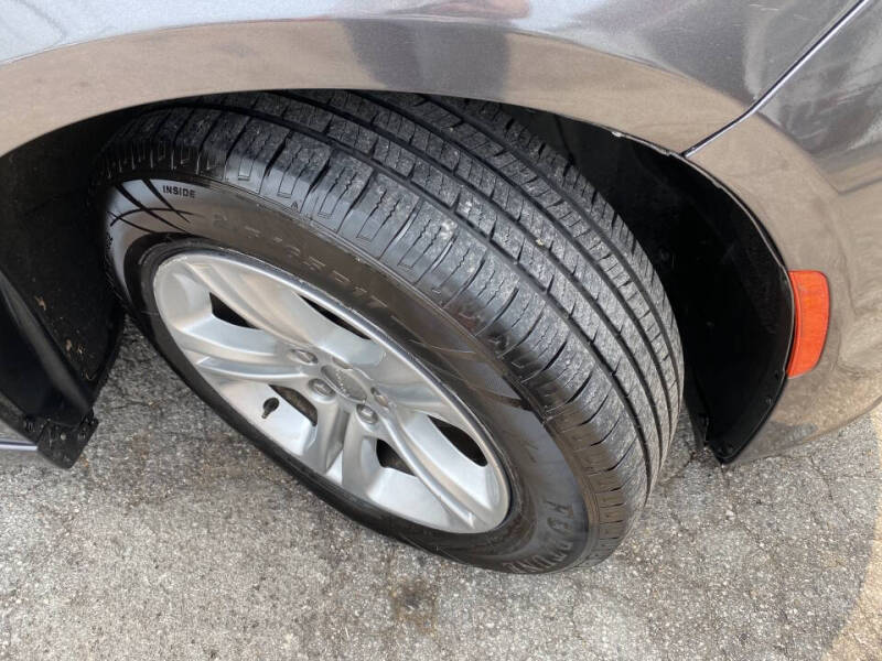 2017 Dodge Charger SE