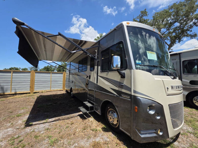 2020 Winnebago Vista