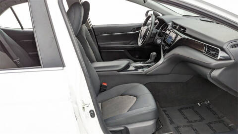 2020 Toyota Camry LE