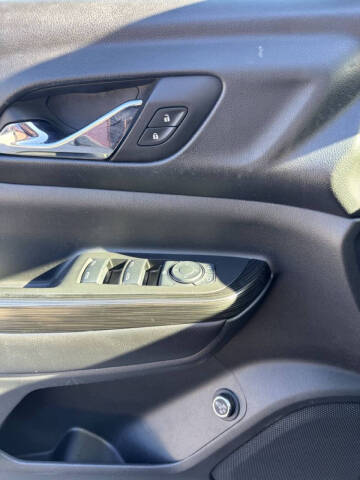 2017 GMC Acadia SLT-1