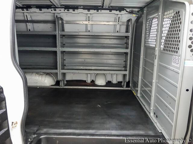 2017 GMC Savana 2500