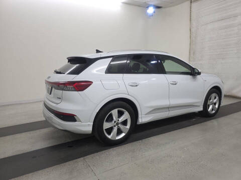 2024 Audi Q4 e-tron quattro Premium Plus 55