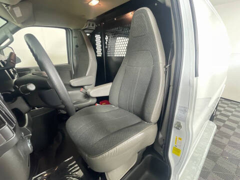 2023 GMC Savana 2500