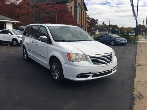 2014 Chrysler Town and Country for sale at L & M AUTO SALES in New Brighton PA