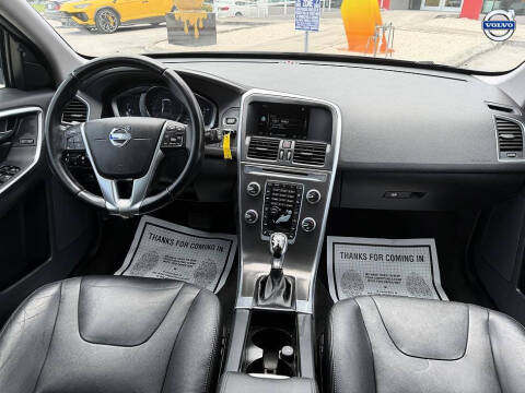 2015 Volvo XC60 T5 Drive-E Premier