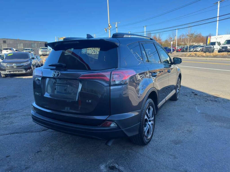 2017 Toyota RAV4 LE