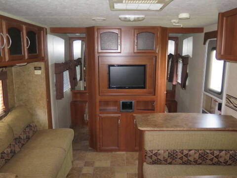 2013 Forest River Coachmen Freedom