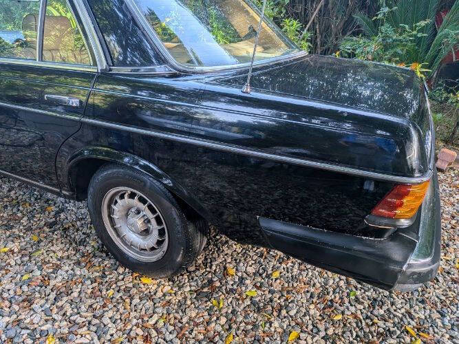 1982 Mercedes-Benz 300-Class