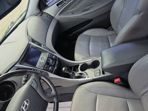 2011 Hyundai Sonata Hybrid