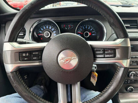 2014 Ford Mustang V6