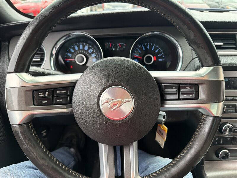 2014 Ford Mustang V6