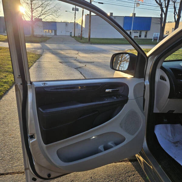 2013 Dodge Grand Caravan SE