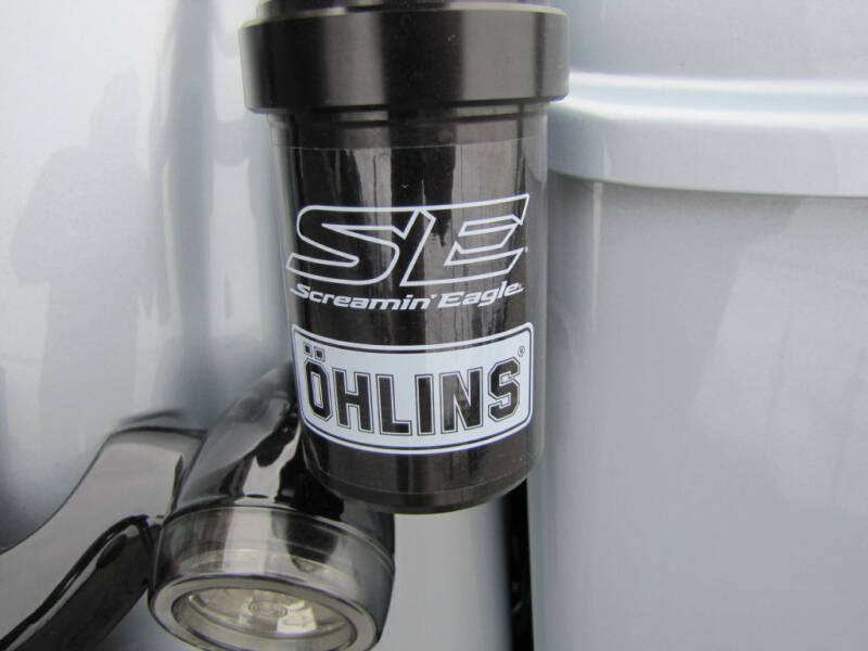 2023 Harley-Davidson Street Glide