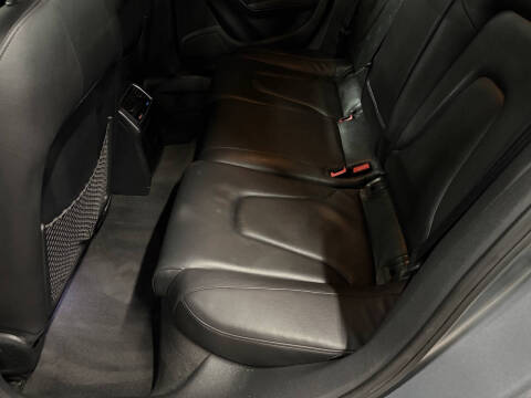 2010 Audi A4 2.0T quattro Premium Plus