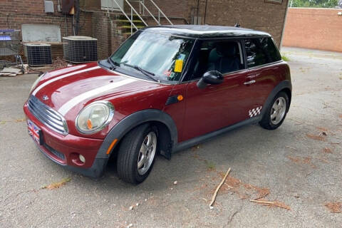 2009 MINI Cooper for sale at Huntcor Auto in Cookeville TN