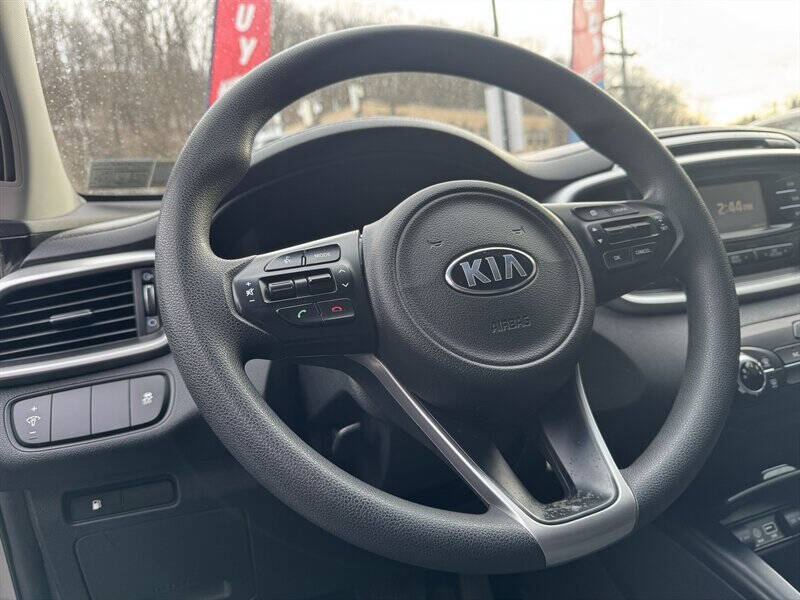 2017 Kia Sorento LX