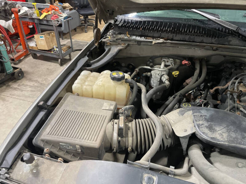 2000 Chevrolet Silverado 1500 LS