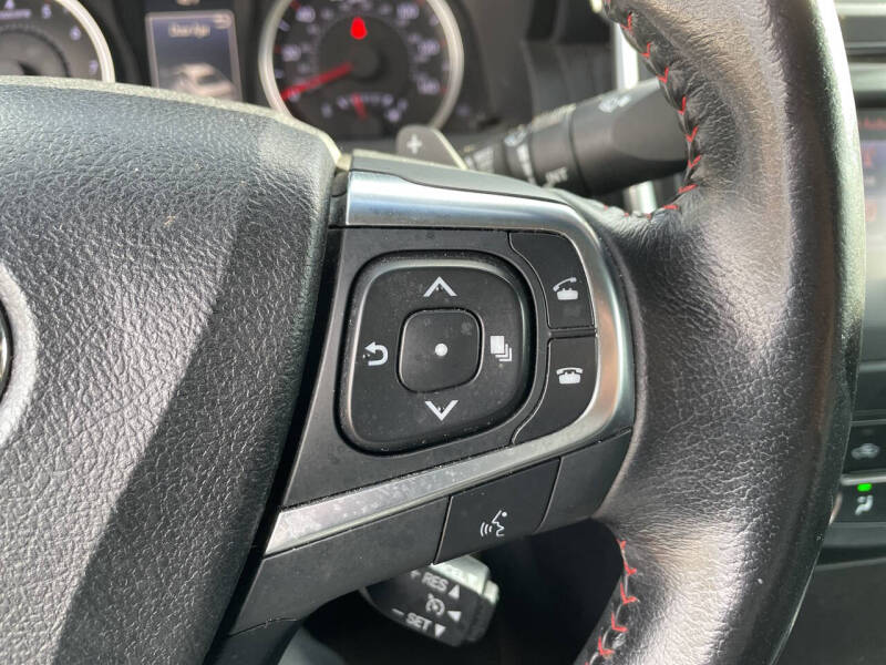 2016 Toyota Camry SE