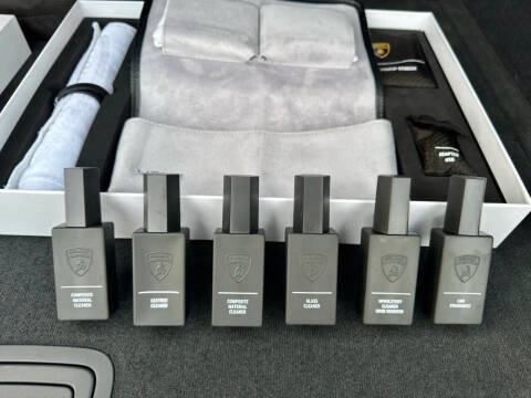 2024 Lamborghini Urus S