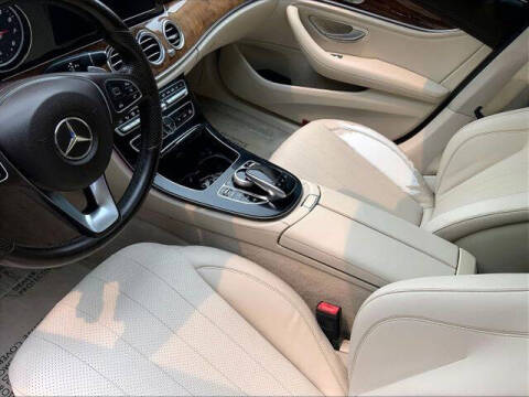 2017 Mercedes-Benz E-Class E 300 4MATIC