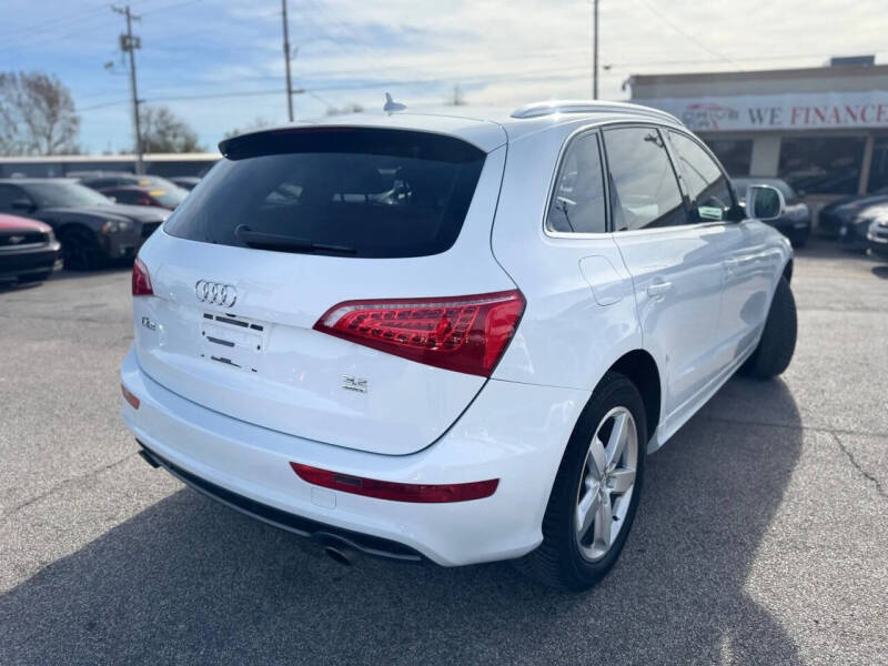 2012 Audi Q5 3.2 quattro Premium Plus