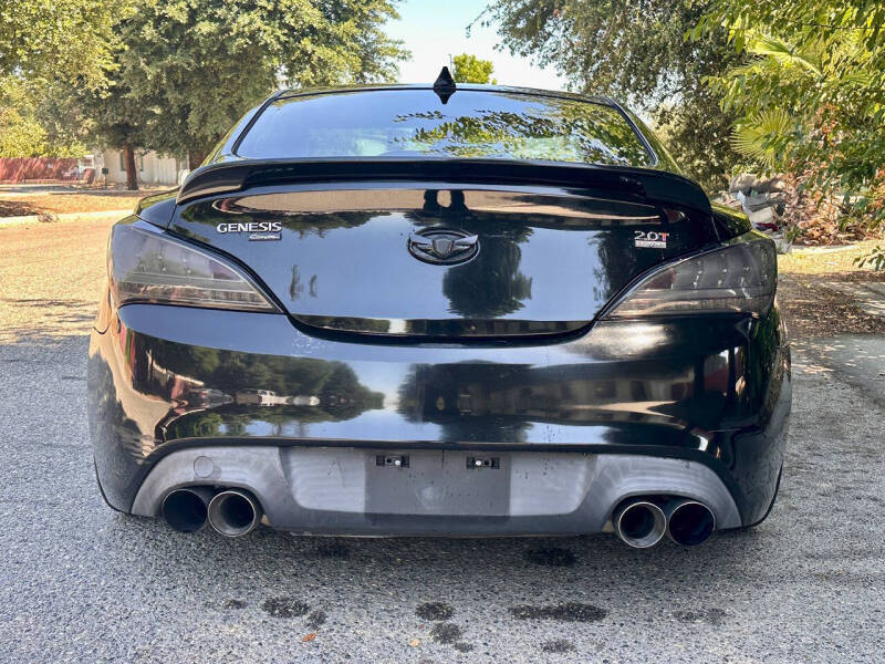 2014 Hyundai Genesis Coupe 2.0T R-Spec