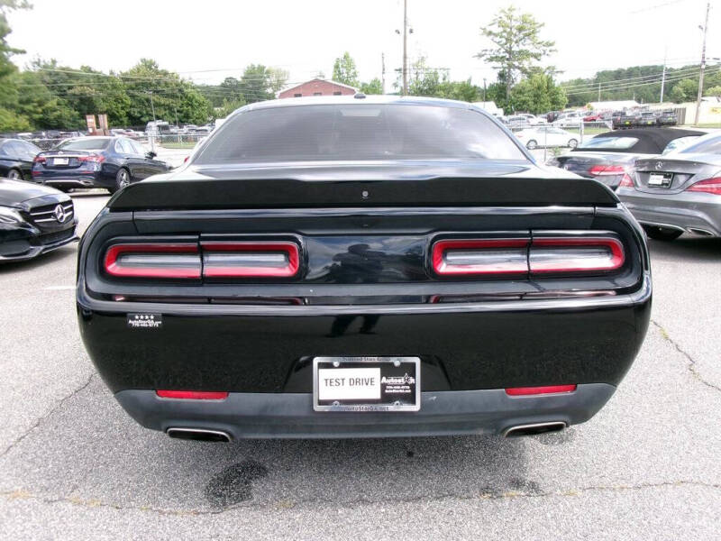 2018 Dodge Challenger SXT