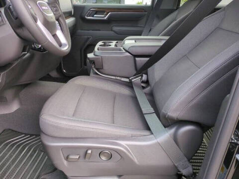 2026 GMC Sierra 1500 Elevation Standard