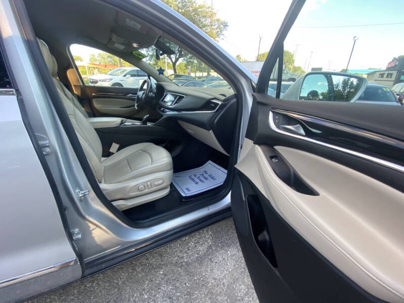 2019 Buick Enclave Essence