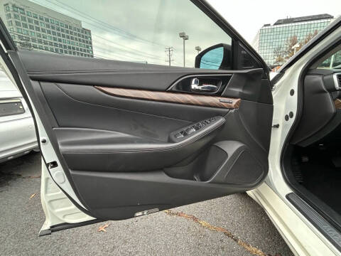 2016 Nissan Maxima Platinum