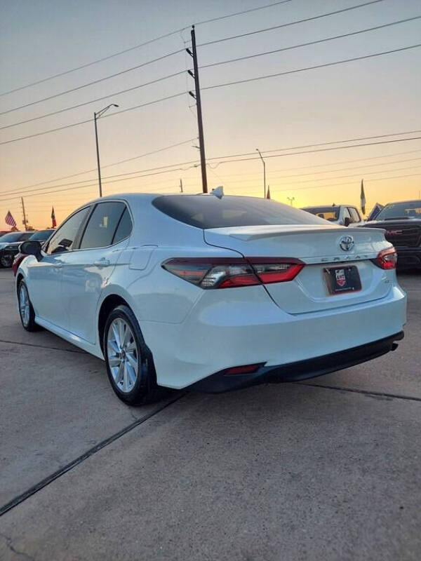 2024 Toyota Camry LE