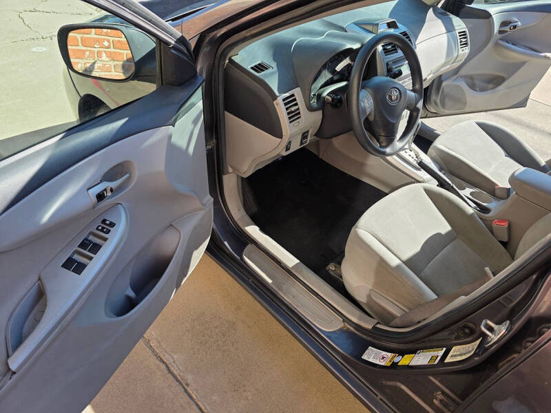 2012 Toyota Corolla LE