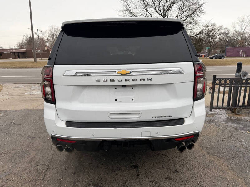 2023 Chevrolet Suburban Premier