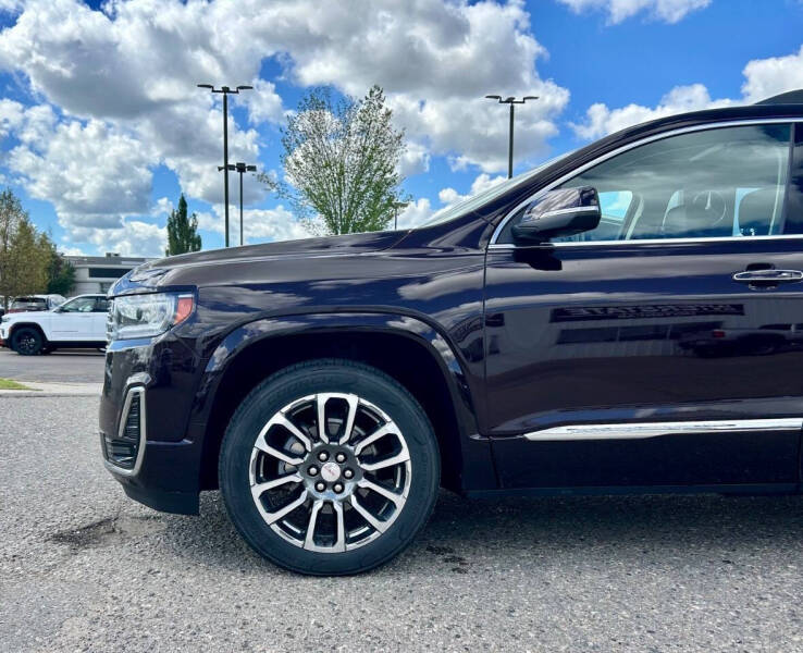 2020 GMC Acadia Denali