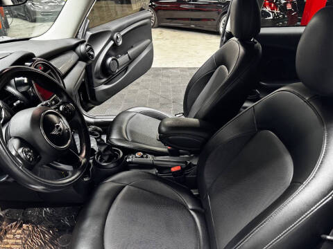 2018 MINI Hardtop 2 Door Cooper