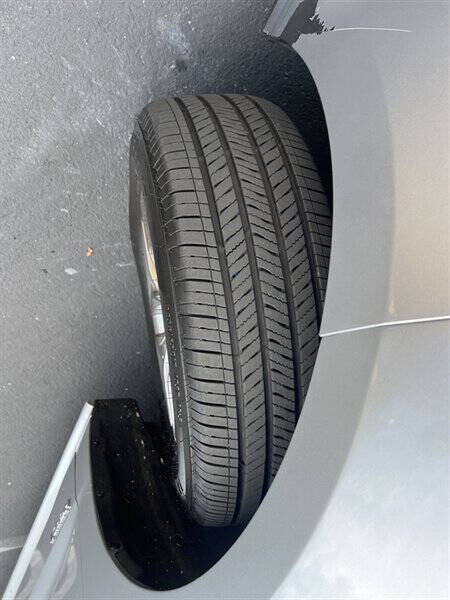 2021 Toyota Sienna LE 8-Passenger