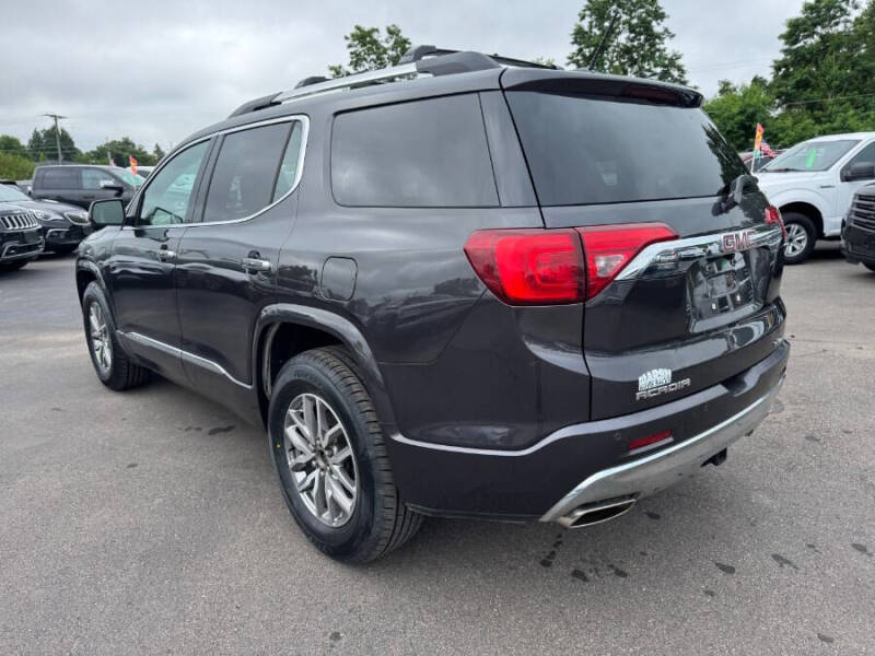 2017 GMC Acadia Denali