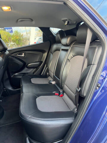 2011 Hyundai Tucson GLS