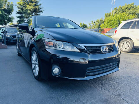 2013 Lexus CT 200h