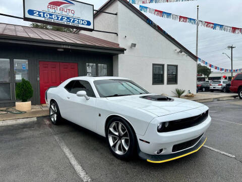 2017 Dodge Challenger 392 HEMI Scat Pack Shaker