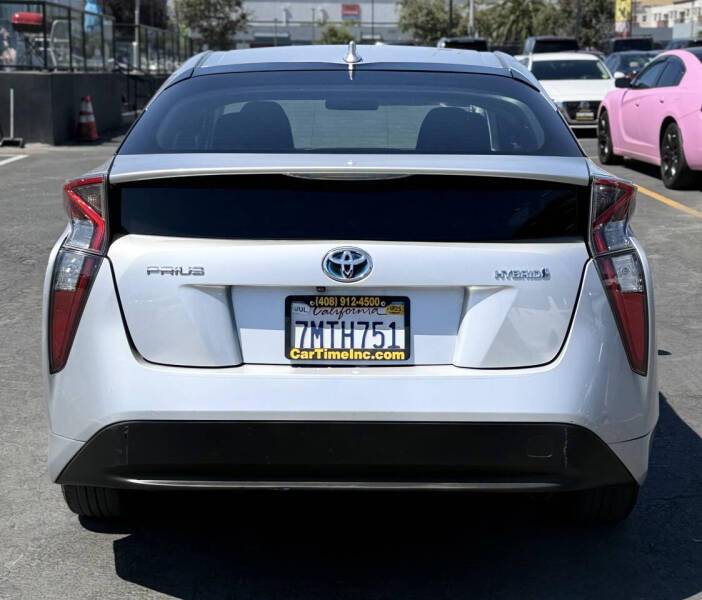 2018 Toyota Prius Two