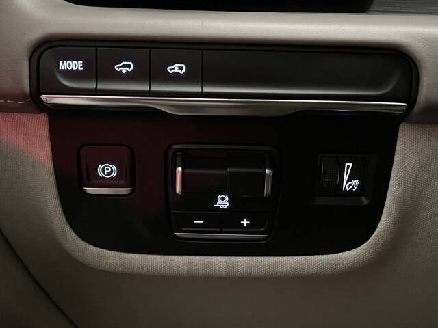 2023 Cadillac Escalade ESV Premium Luxury Platinum