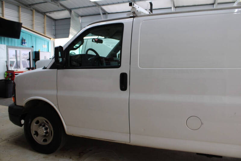 2016 Chevrolet Express 2500