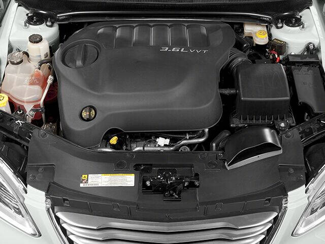 2014 Chrysler 200 Limited